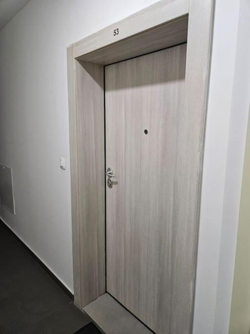 Milo Apartment 스코페 외부 사진